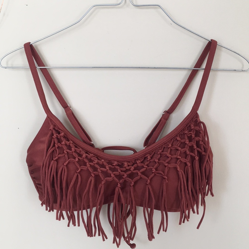 Cute bikini top!